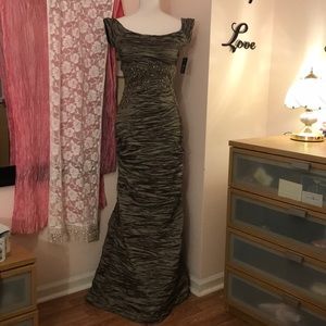 Alex eveningwear dress